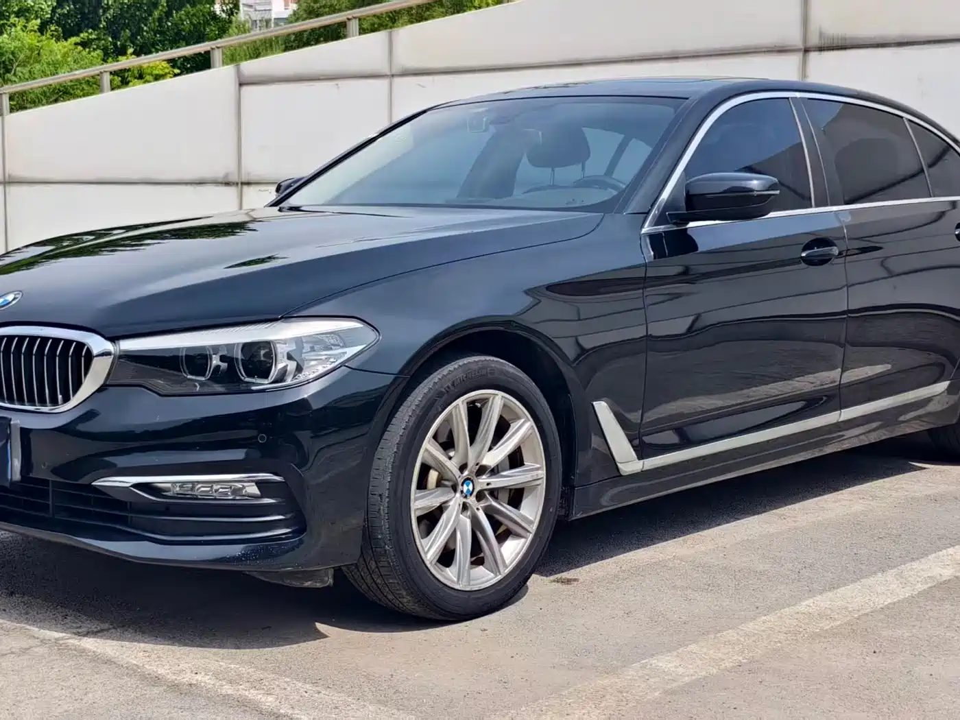 BMW 5 Series 2018 528Li Launch Special Edition фото 3