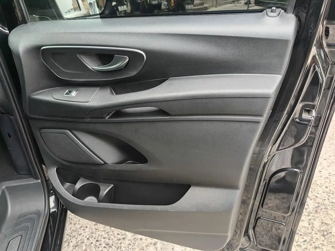 Mercedes-Benz Vito 2021 2.0T Elite 7-Seater фото 7