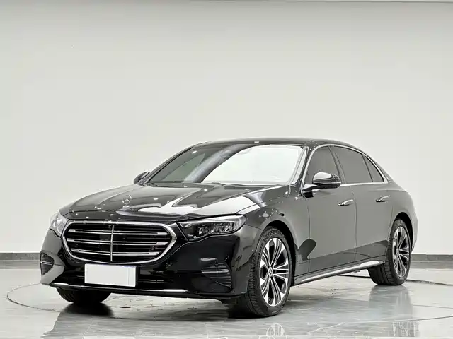 Mercedes-Benz E-Class 2024