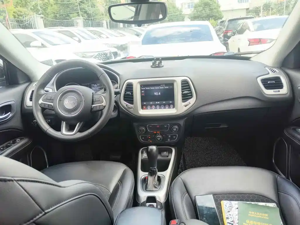 Jeep Compass 2020 2019 220T Automatic Joy Edition