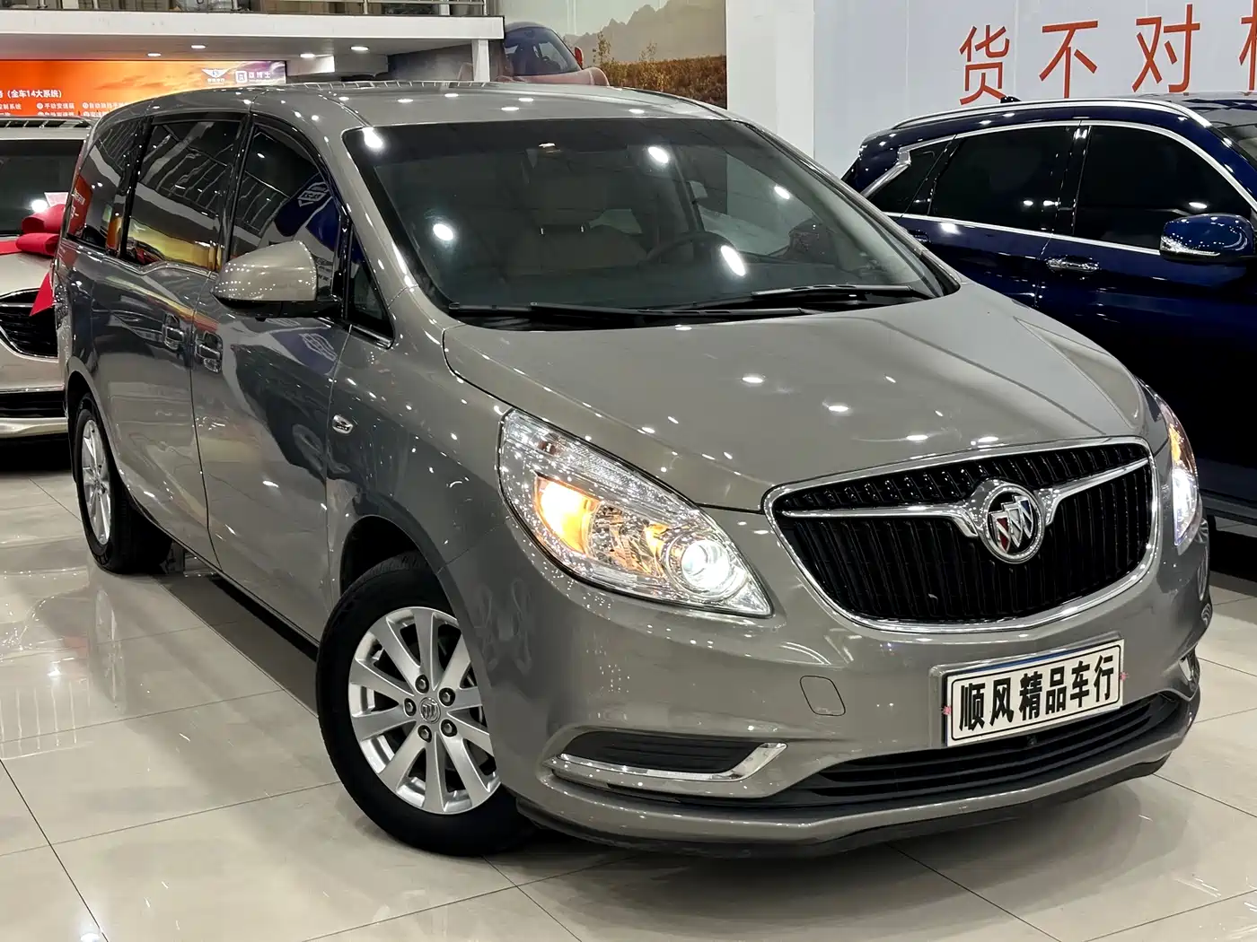 Buick GL8 2018 28T Comfort China VI фото 7