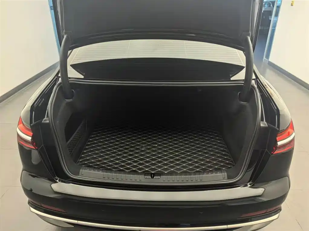 Audi A6L 2024 45 TFSI Premium Dynamic фото 16