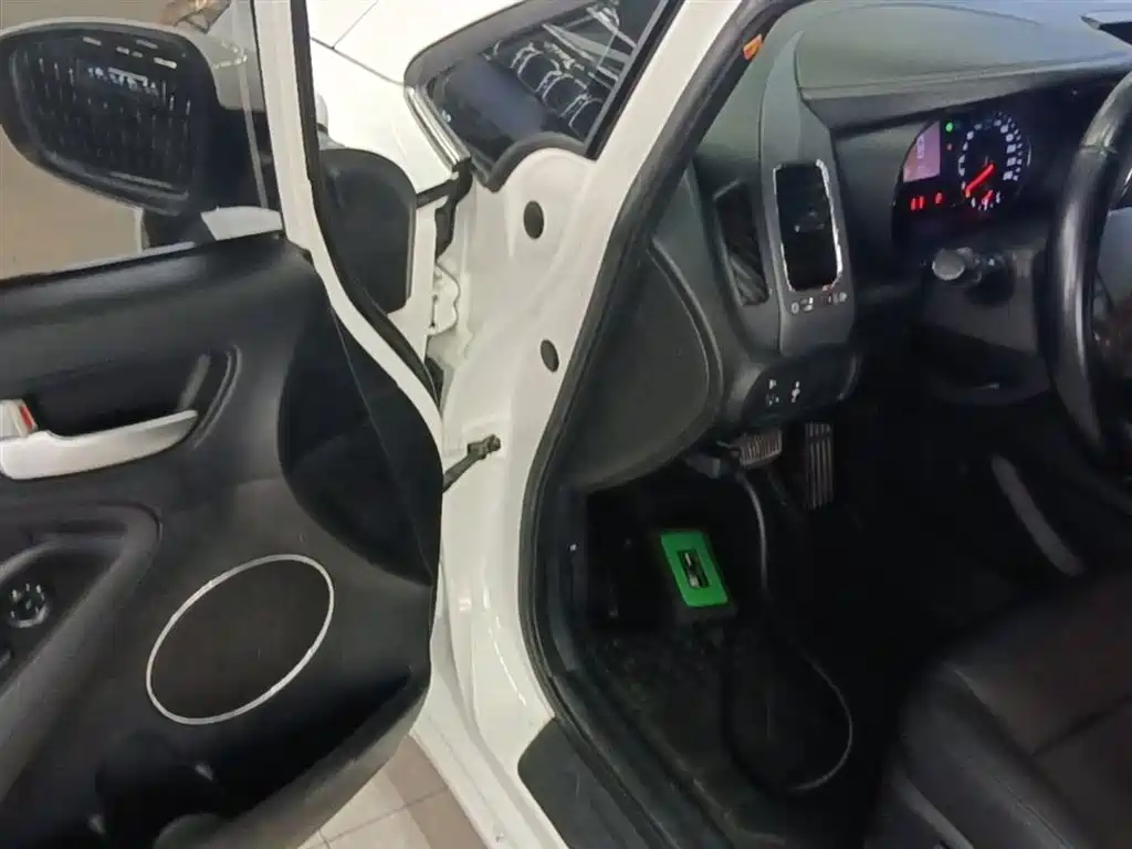 Kia K3 2015 1.6L Automatic GLS фото 16