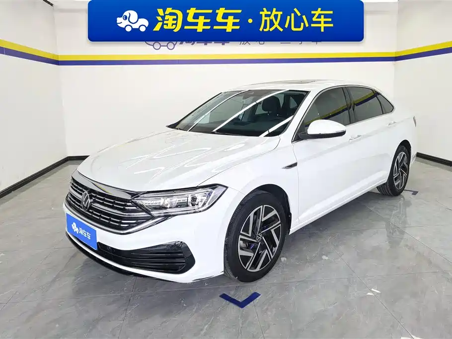 Volkswagen Sagitar 2023 300TSI DSG Surpassing Edition
