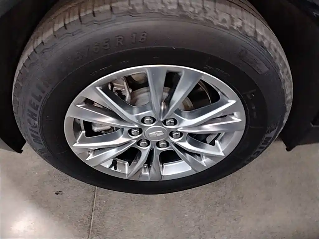 Cadillac XT5 2021 2.0T 2WD Luxury Edition фото 23