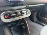 Photo 17 - MINI Electric MINI JCW
