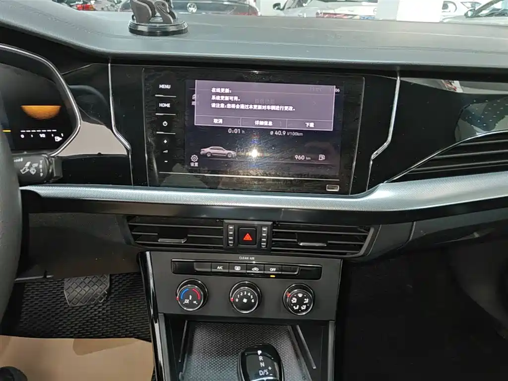 Volkswagen Passat 2023 280TSI Business Edition фото 13
