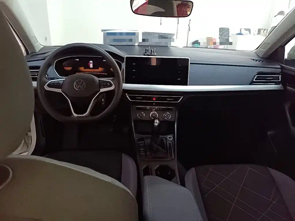 Volkswagen Lavida 2023 1.5L Auto Delight Edition фото 10