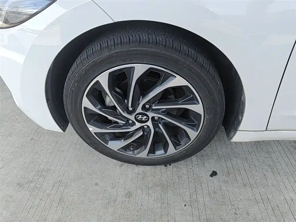 Hyundai Elantra 2019 1.4T Dual-clutch XuanDong·Vitality Type фото 23