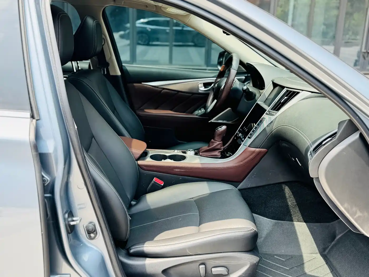 Infiniti Q50L 2018 2.0T Premium Edition China V фото 13