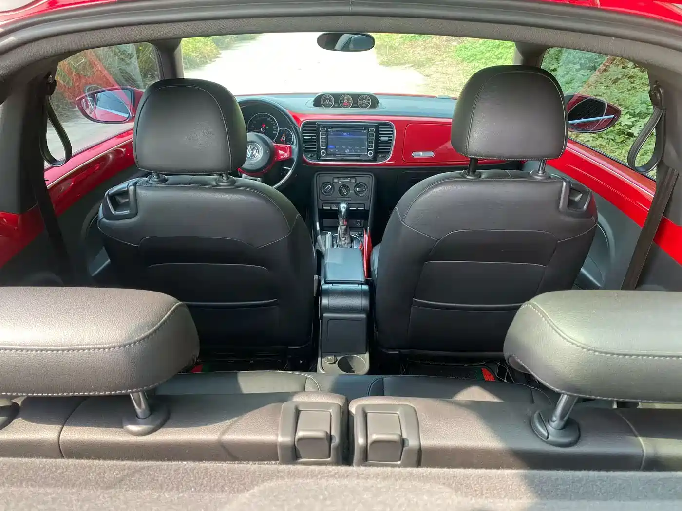 Volkswagen Beetle 2014 1.4TSI Comfort Edition фото 8