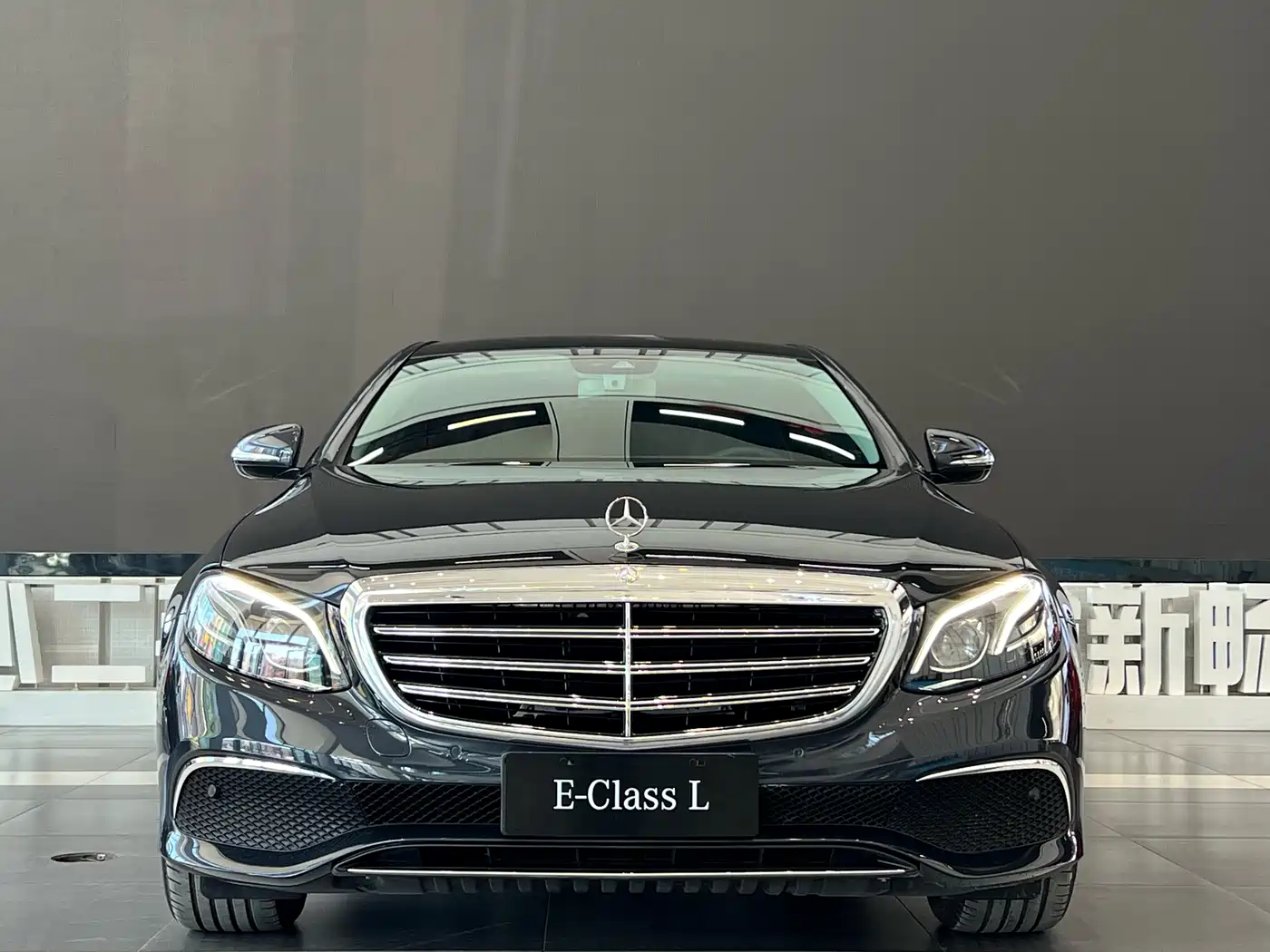 Mercedes-Benz E-Class 2016 E 300 L Fashion Type фото 5