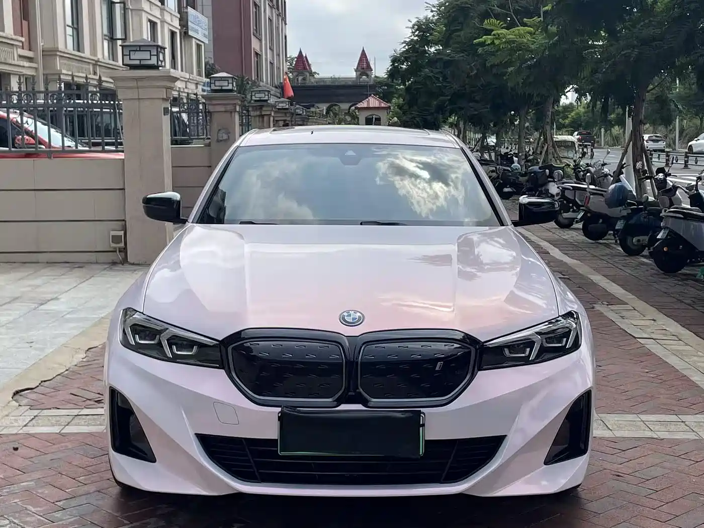 BMW i3 2022 eDrive 35 L фото 3