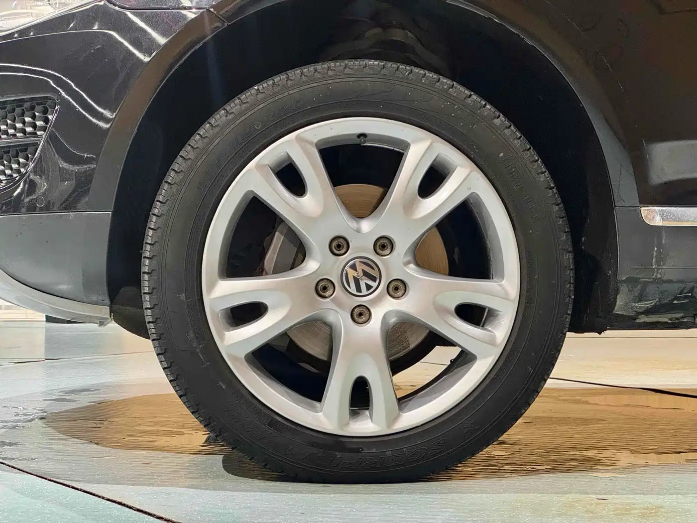 Volkswagen Touareg 2009 3.0T Diesel Luxury фото 16
