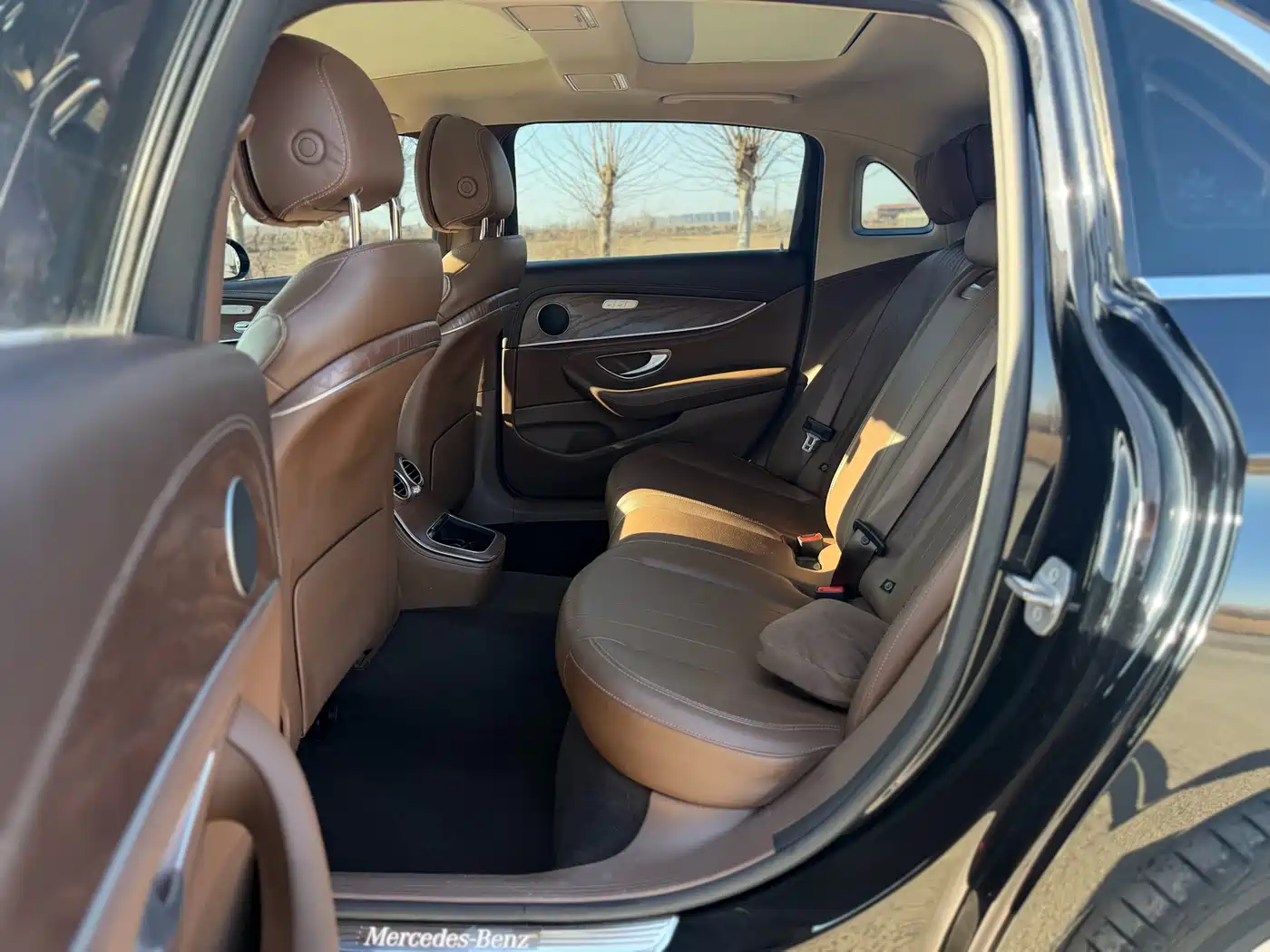 Mercedes-Benz E-Class 2021 E 300 L Fashion фото 10