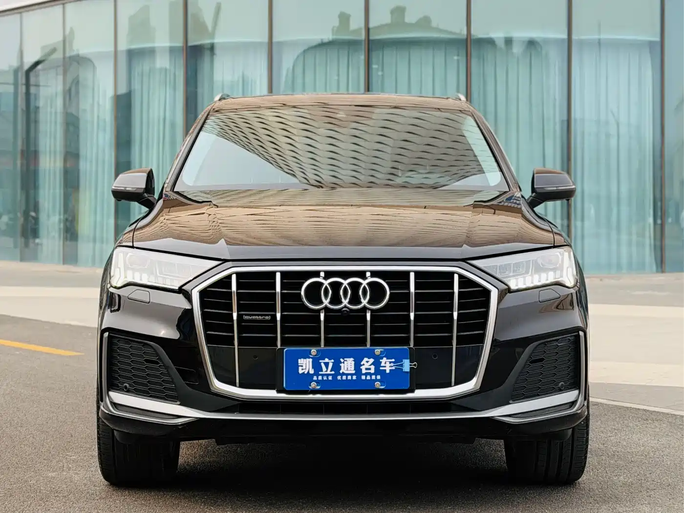 AUDI Q7