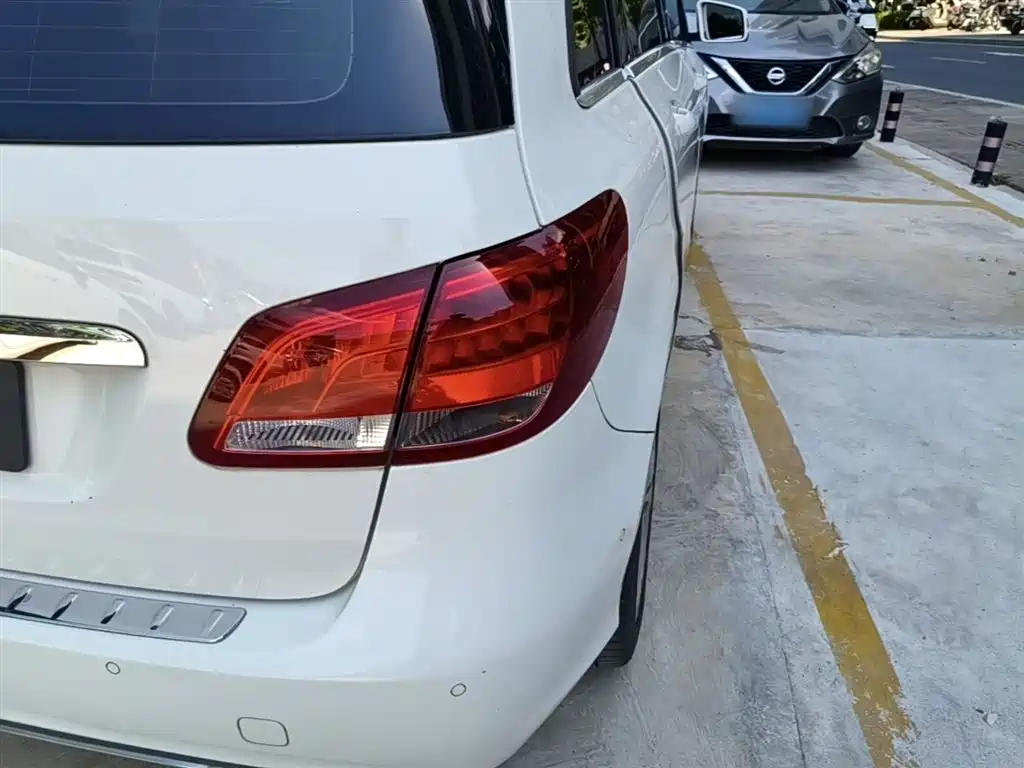 Mercedes-Benz B-Class 2019 B 200 Dynamic фото 8