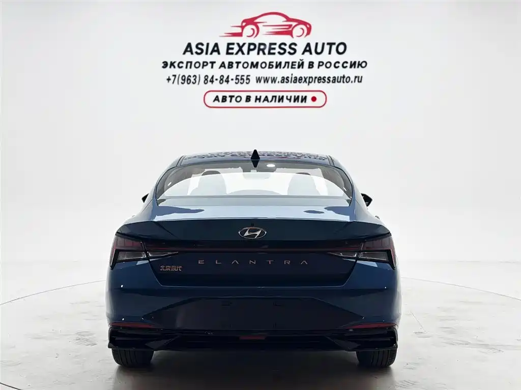 Hyundai Elantra 2021 1.5L CVT LUX Premium Edition фото 5
