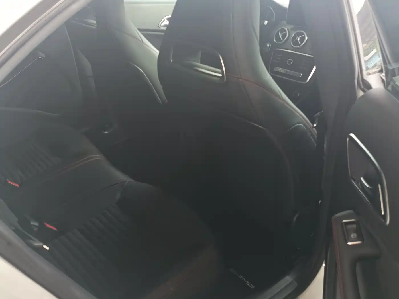 Mercedes-Benz CLA (Import) 2018 CLA 220 4MATIC фото 10