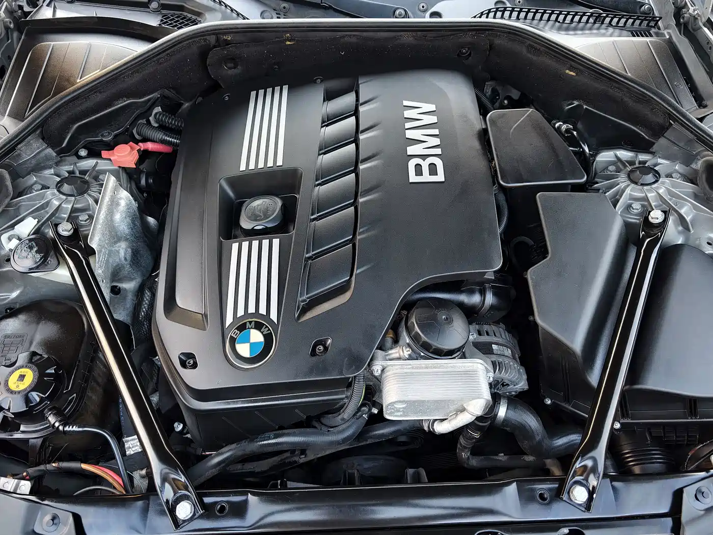 BMW 7 Series 2010 2009 730Li Leading