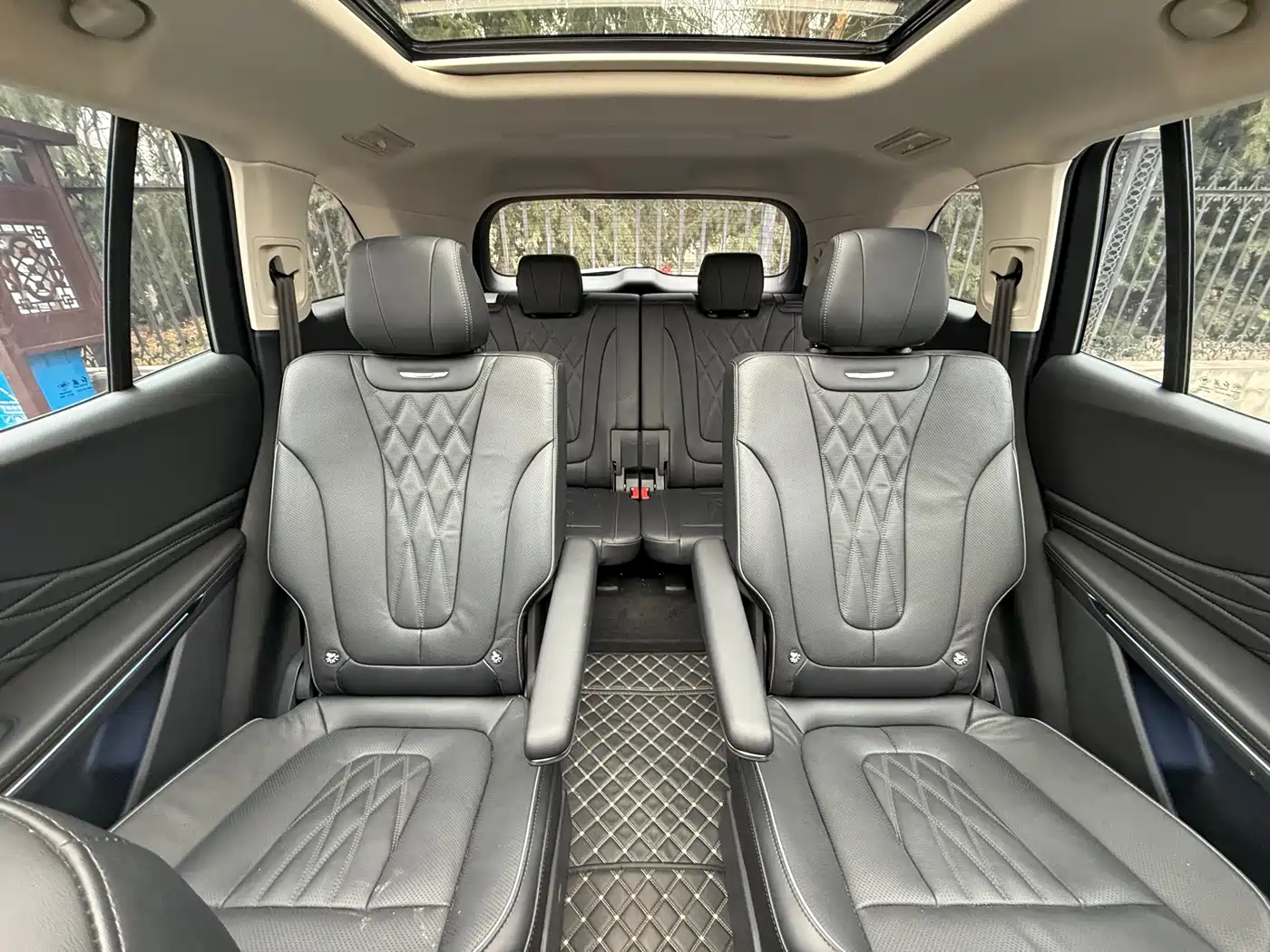 Hongqi HONGQI HS7 PHEV