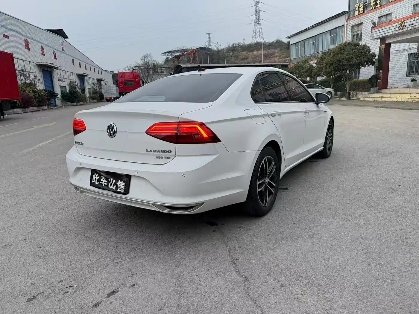Volkswagen Lamando 2021 280TSI DSG Comfort Edition фото 9