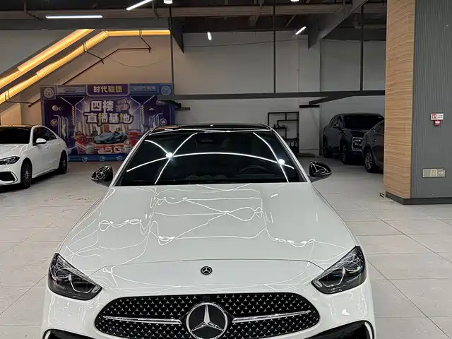 Mercedes-Benz C-Class 2024