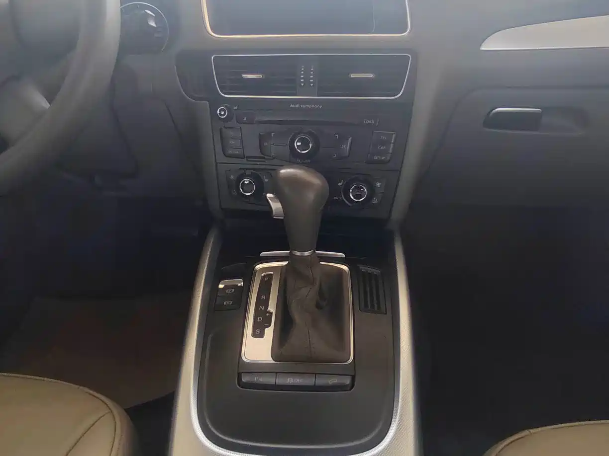 Audi Q5 2011 2010 2.0TFSI Progressive