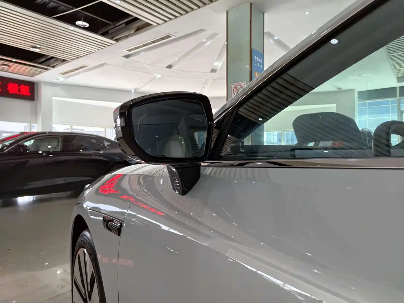 Geely Galaxy Galaxy E8 2024 665km RWD Starship Voyager Edition фото 22