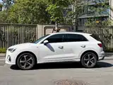 Photo 3 - Audi Q3