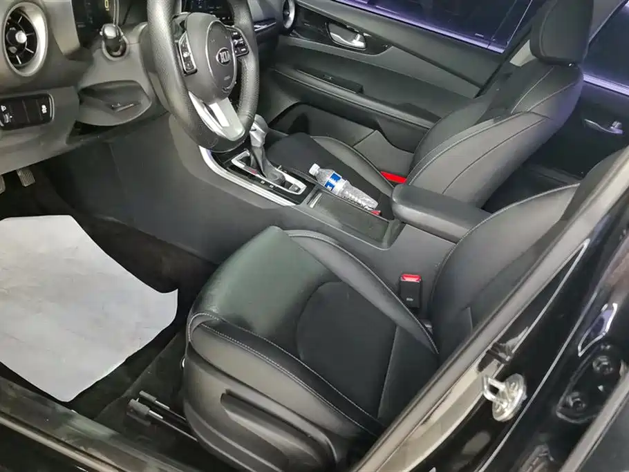 Kia K3 2019 1.5L CVT Smart Connect Edition фото 9