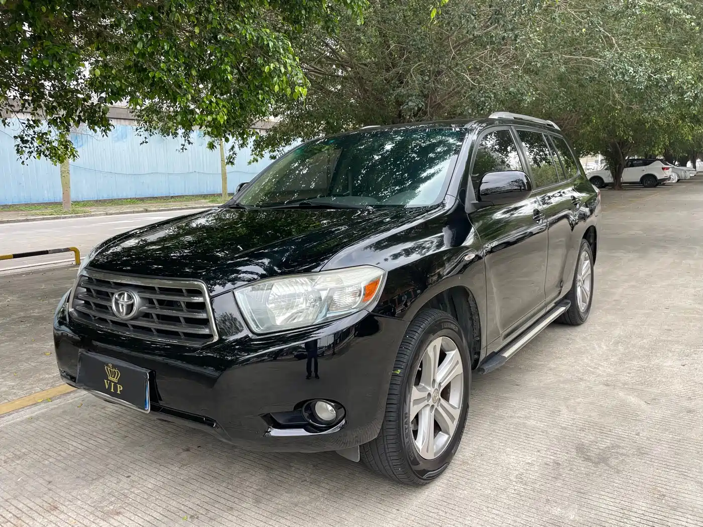Toyota Highlander 2011 2.7L 2WD 7-seat Luxury