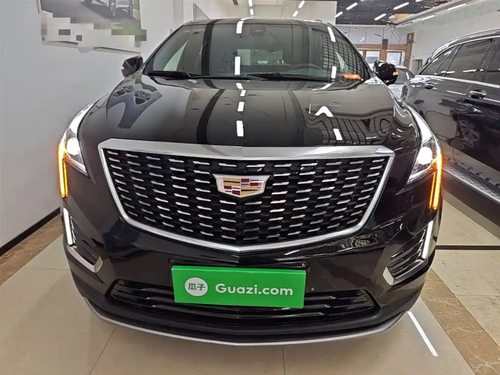 Cadillac XT5 2022 2.0T 2WD Luxury фото 3