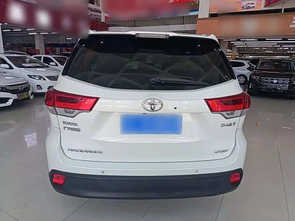 Photo 6 - Toyota Highlander