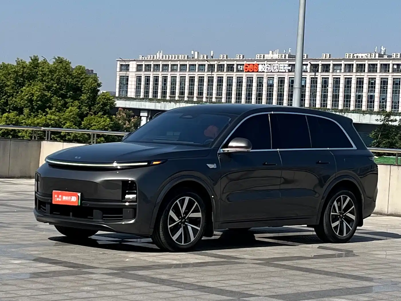 Li Auto Li L8 2023 Pro
