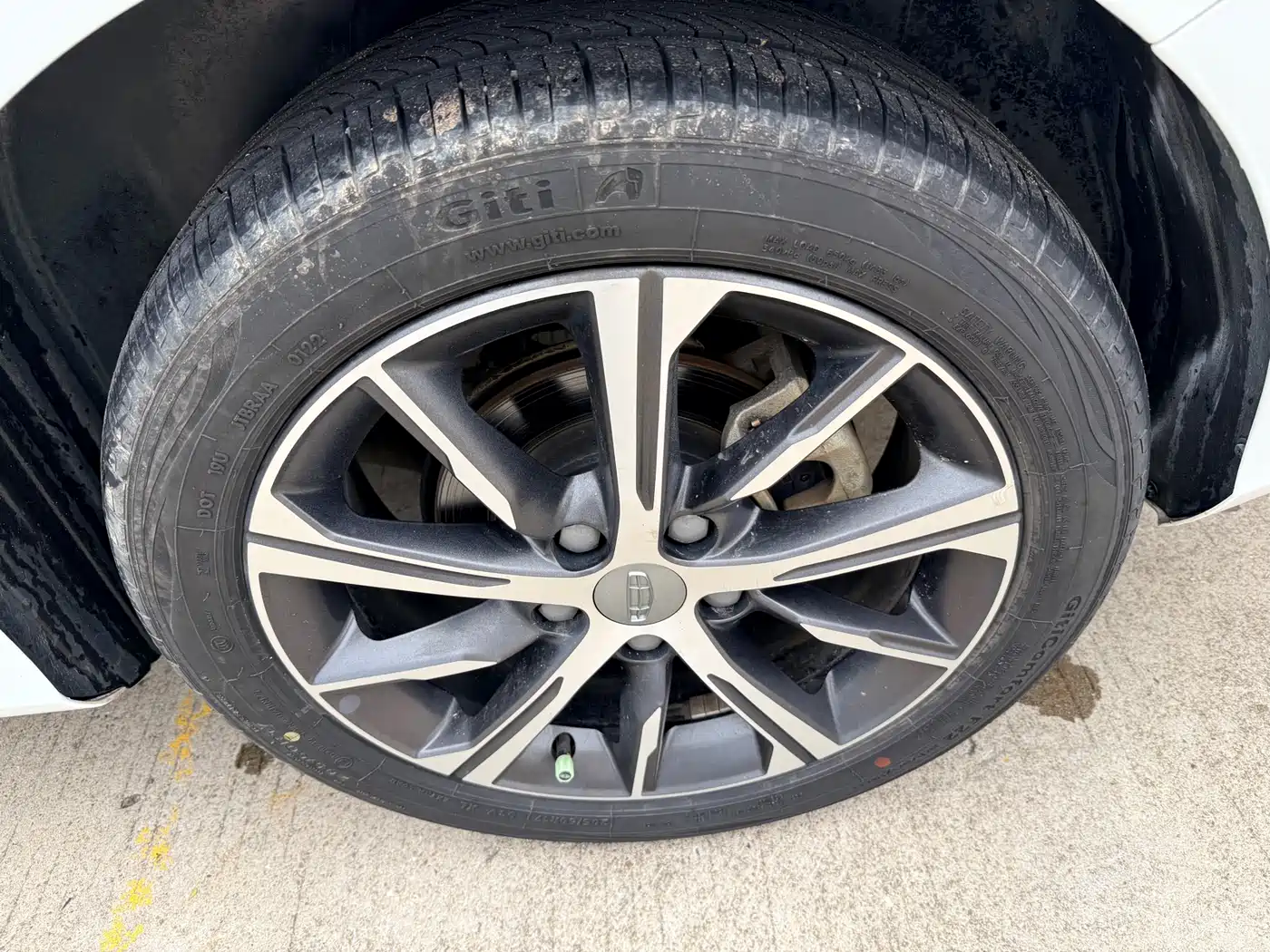 GEELY AUTOMOBILE EMGRAND