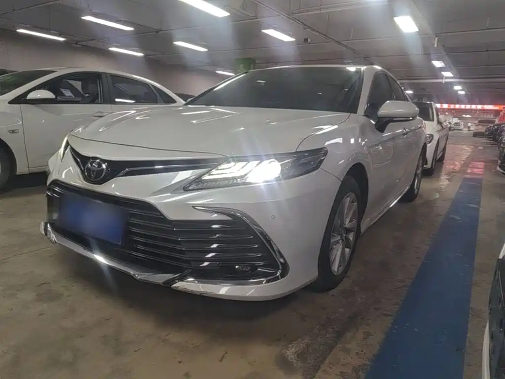 Toyota Camry 2023 2.0G Luxury Edition
