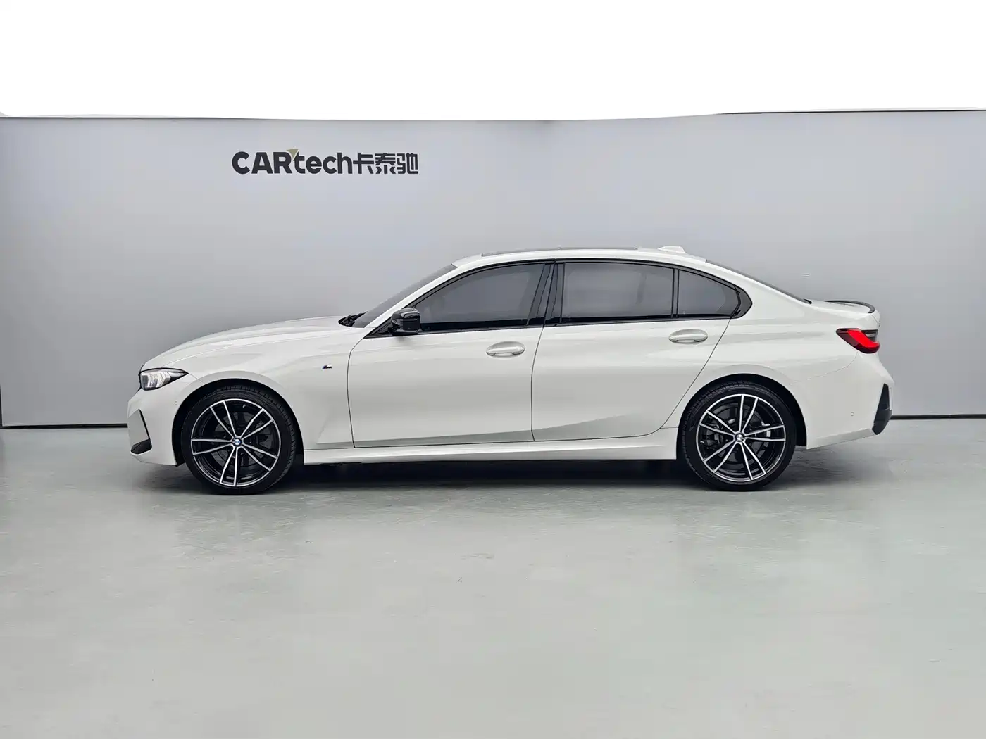BMW 3 Series 2024 330Li M Sport Shadowline Package фото 3