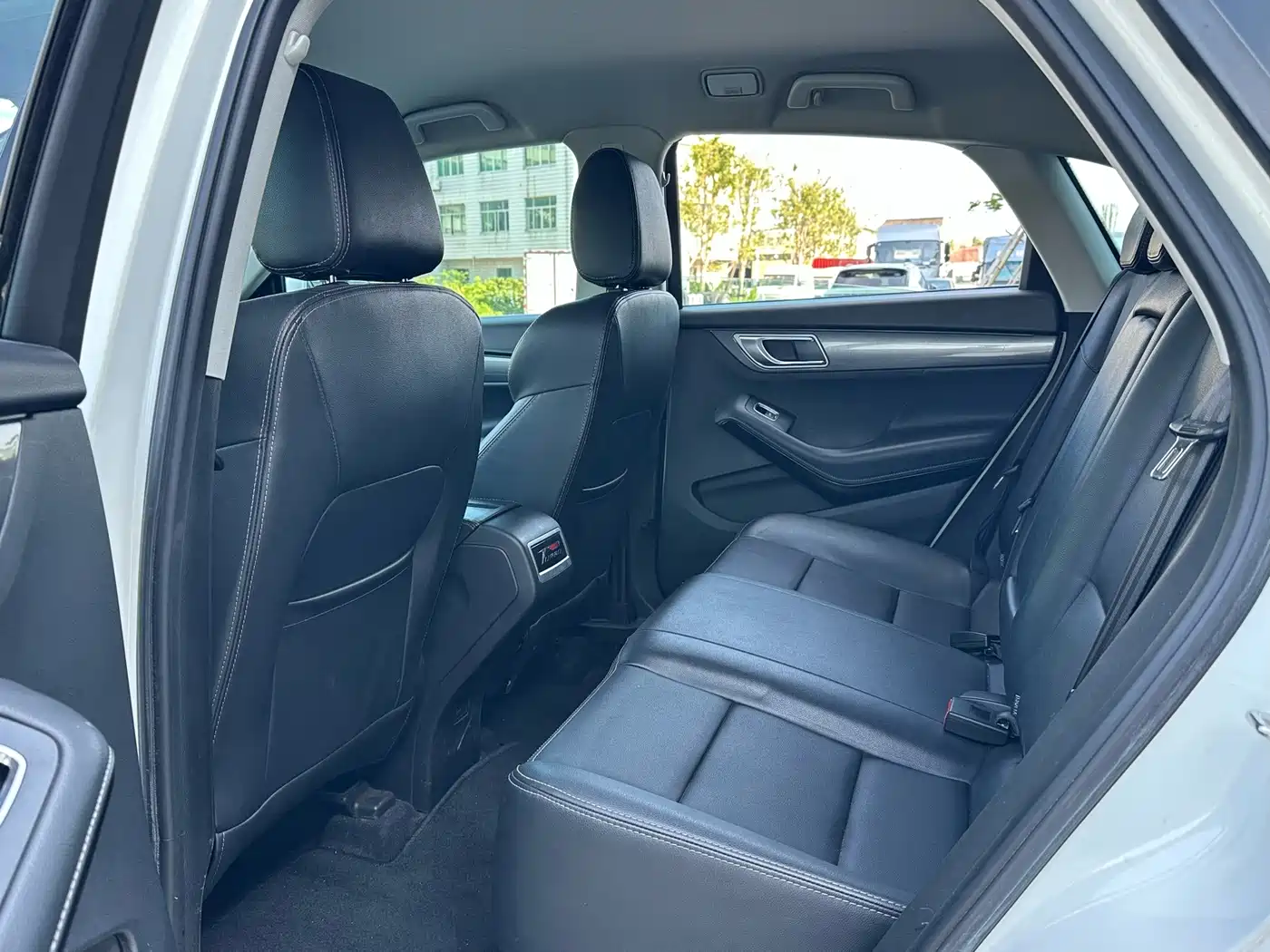 Zotye SR7 2018 2017 1.5T CVT Magic Cube Heart