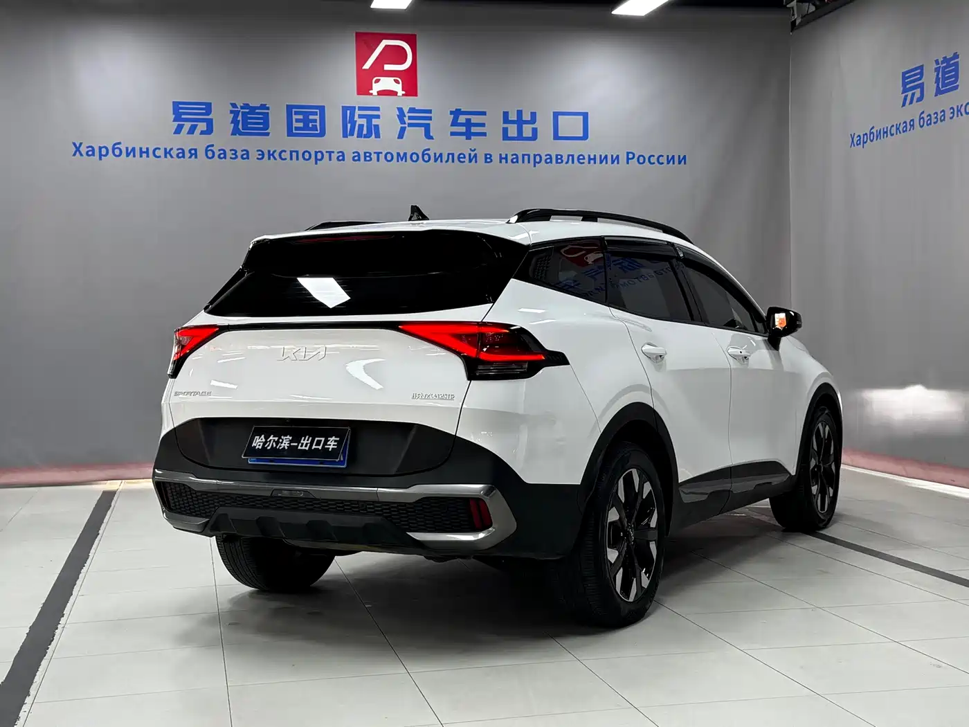 Kia Sportage 2023 2.0T 2WD Premium Edition фото 23