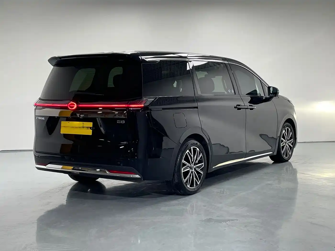 Фото 4 - GAC Trumpchi Trumpchi E8 NEV