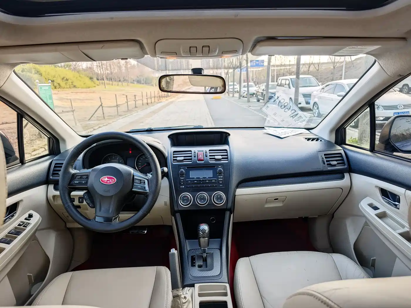 Subaru XV 2012 2.0i Luxury Edition фото 5