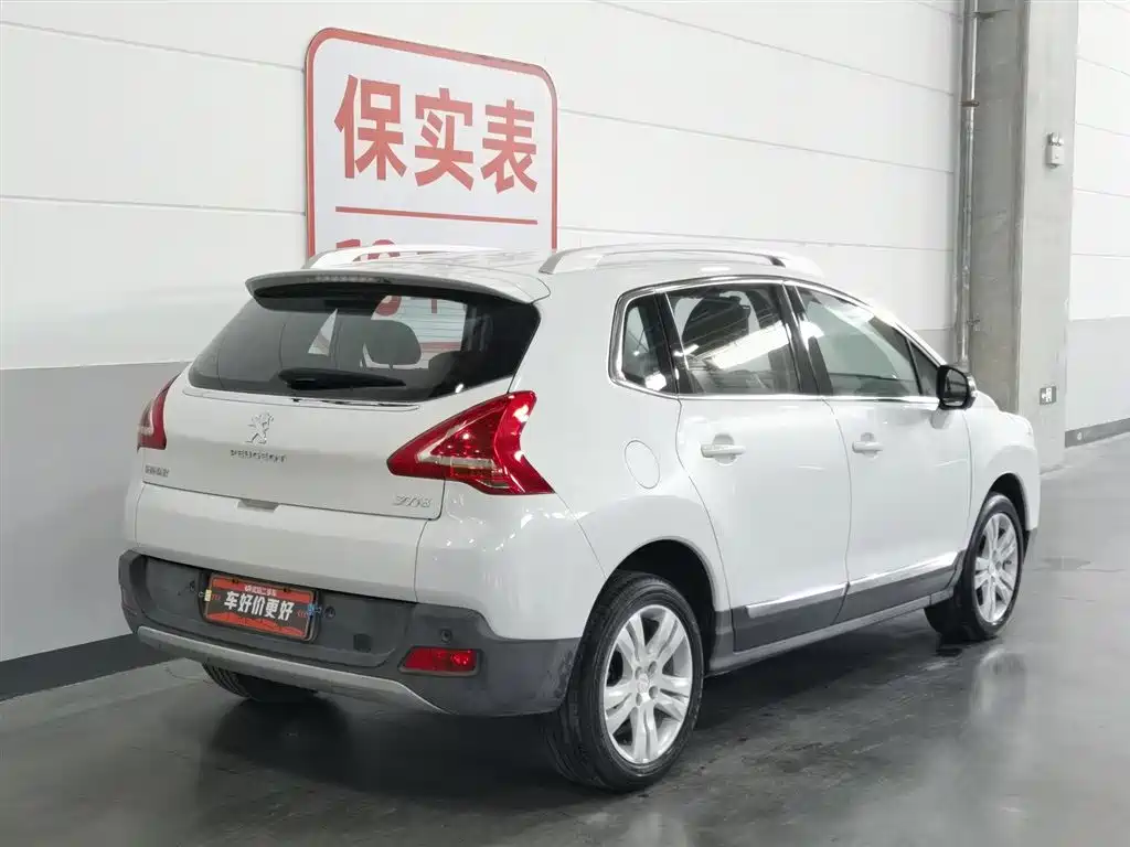 Peugeot 3008 2015 2.0L Automatic Classic Edition фото 2