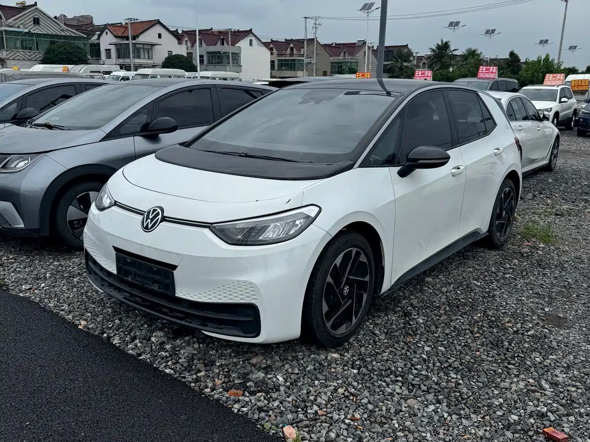 Volkswagen ID.3 2024 Outstanding Edition