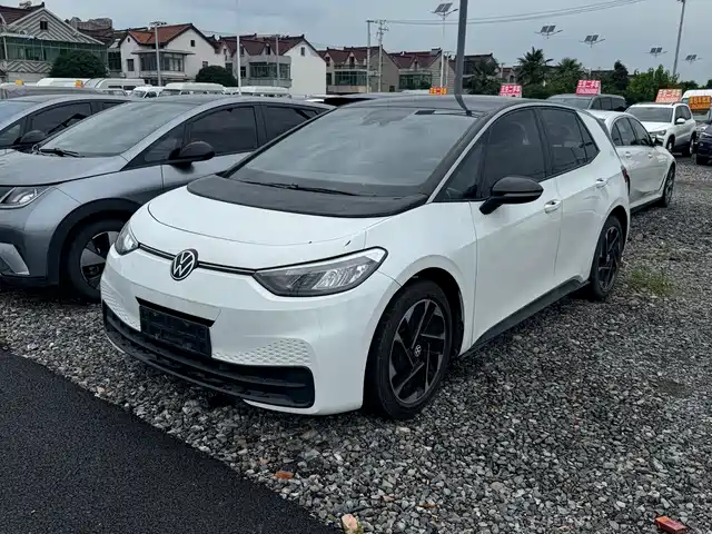 Volkswagen ID.3 2024 Outstanding Edition