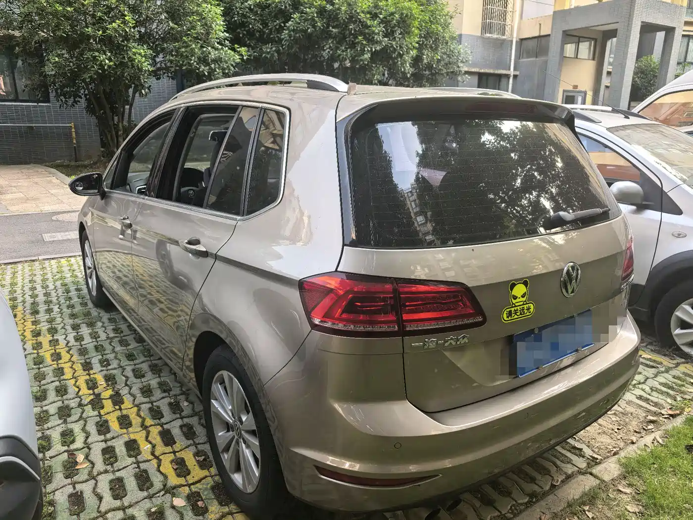 Volkswagen Golf Sportsvan 2018 230TSI Automatic Progressive фото 13