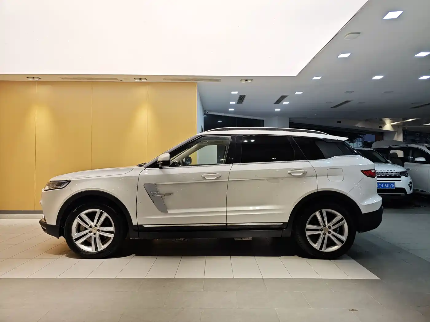 ZOTYE T700