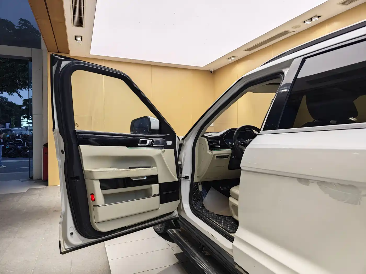 ZOTYE T700