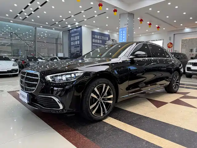 Mercedes-Benz S-Class 2023