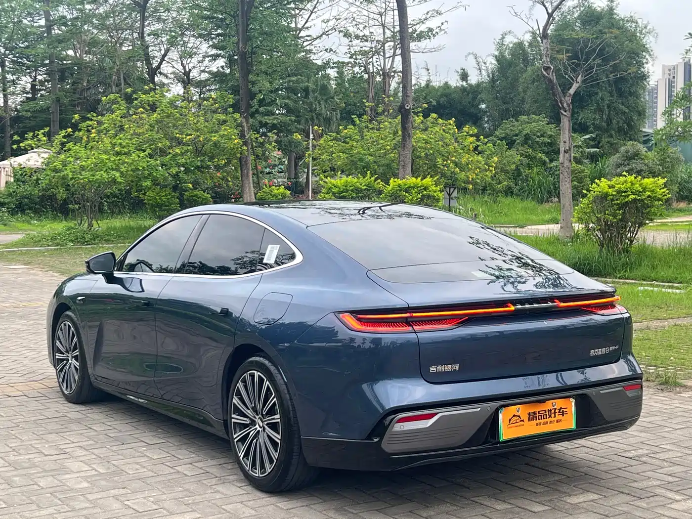 Geely Galaxy Galaxy Xingyao 8 2025 130km EM-P Starship Edition фото 15